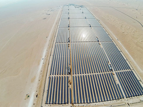 La planta solar de Dubái pretende alcanzar los 5 GW para 2030
