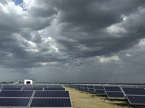 La prefectura japonesa de Okinawa restringe la generación de energía solar por primera vez