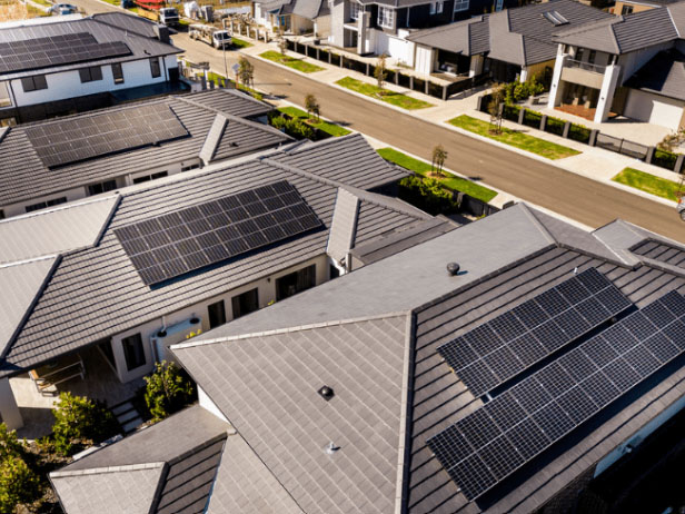 Las instalaciones solares australianas en tejados superan en promedio los 9 kW