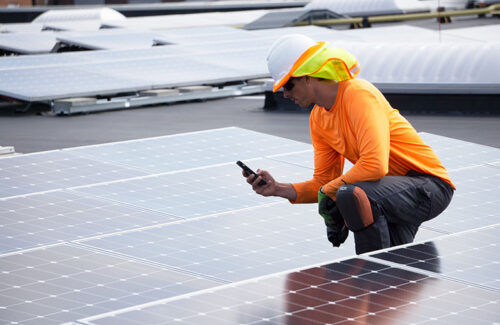 El informe encontró que el cableado y los conectores siguen siendo las principales razones del fracaso de los proyectos solares.
    