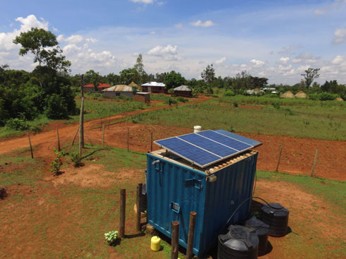 Kenia aborda la brecha de acceso a la energía rural con más de 130 microrredes solares