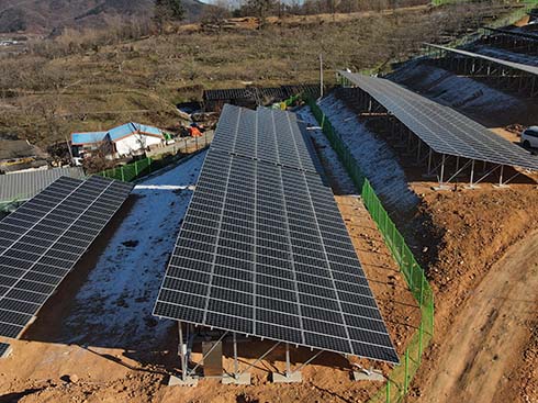 Sistema de kit de montaje en tierra de panel solar de 199KW en Corea

